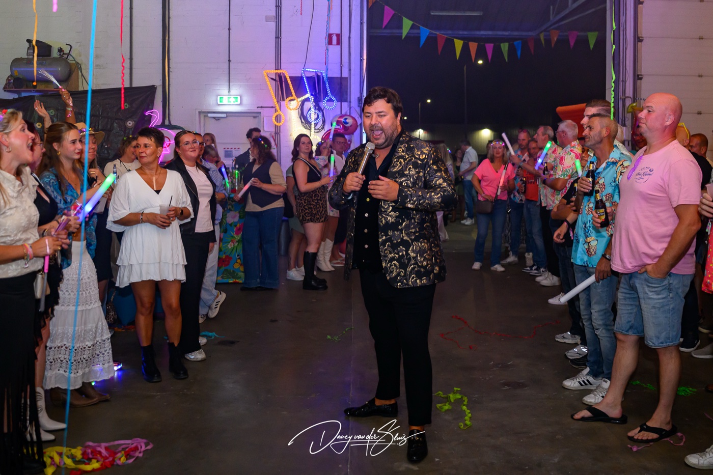 Davey van der Sluis — bedrijfsfeest optreden